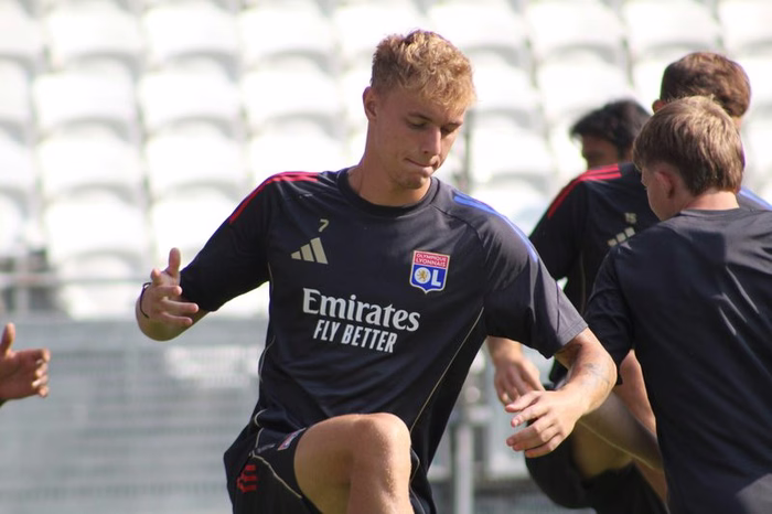 OL - Sparta Prague : l'heure des retrouvailles avec Karabec ?