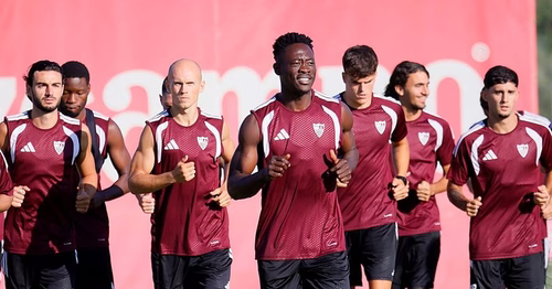 Akor Adams acepta finalmente el contrato del Venezia y el Sevilla prepara su primera gran venta del verano