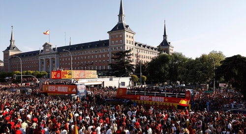 Espanha celebra título de campeã mundial de futebol