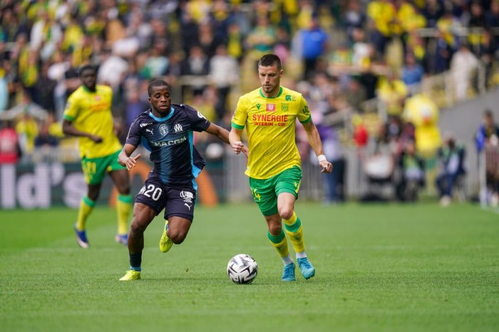 FC Nantes. Frédéric Guilbert annonce la couleur pour la saison prochaine