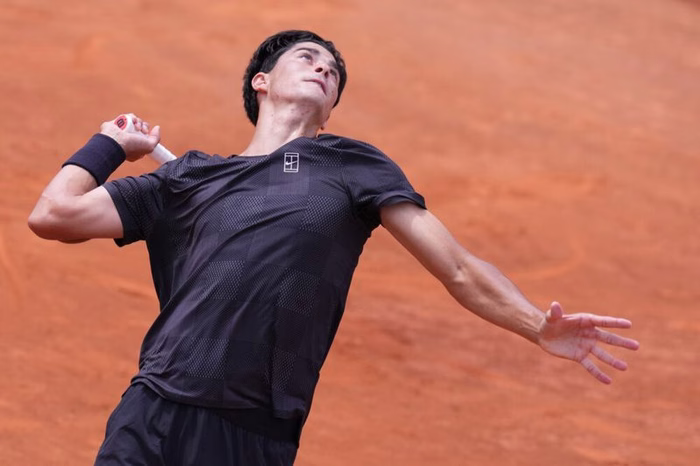 Federico Cinà rimontato e battuto da Diaz Acosta a Kitzbühel