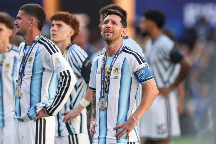 Lionel Scaloni bricht PK in Tränen ab – Argentinien im WM