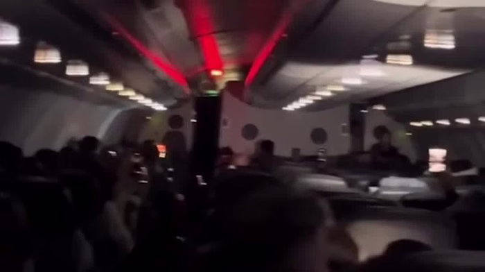 VIDEO Il pilota annuncia l’Argentina campione, ma è solo uno scherzo