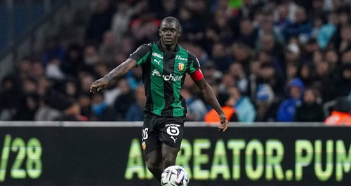 Ligue 1 : Malang Sarr devrait filer vers l'Arabie saoudite, Manchester United cible des internationaux français