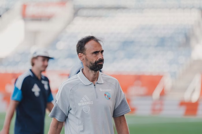 Hugo Oliveira compte sur le mercato d'ici la reprise de la Ligue 1 — Alsa'Sports