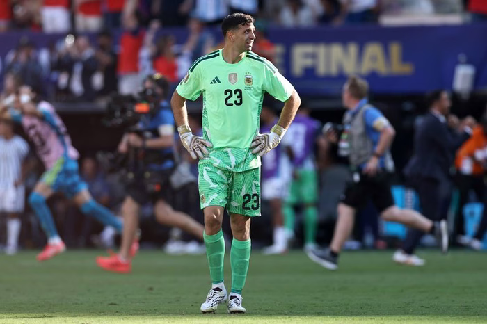 Emiliano Martinez envisage de prendre sa retraite internationale