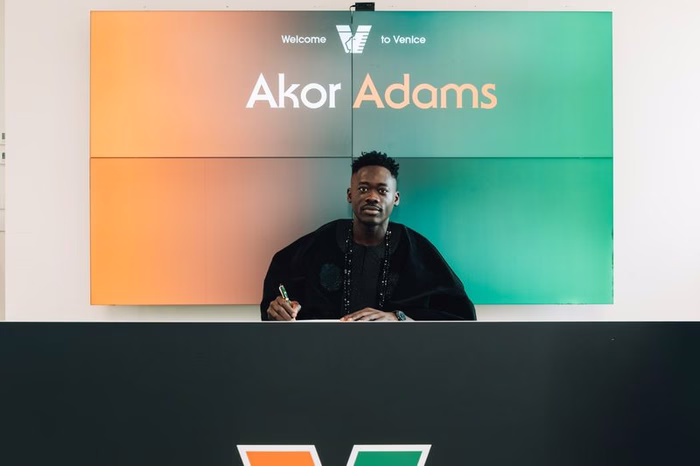 ✅ UFFICIALE | Venezia, ecco Akor Adams dal Siviglia: “Il club ha un progetto straordinario”