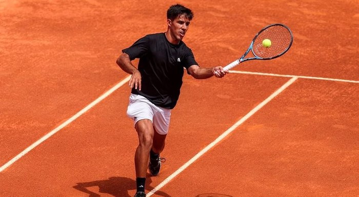 `Wild card` Tiago Torres apura-se para os quartos de final