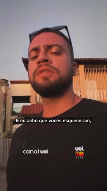Jogador de beisebol leva bolada no testículo e passa por cirurgia