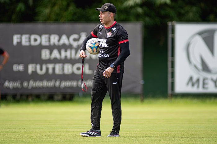 Escalação do Vitória contra o Botafogo: veja time provável