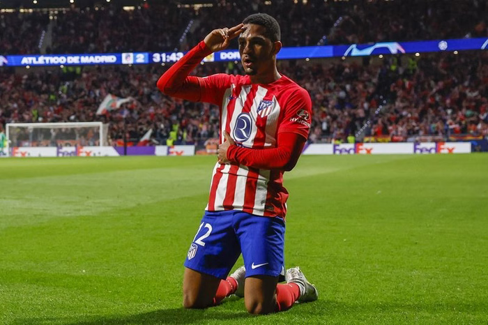 Almada pode aumentar longa lista de negociações entre Flamengo e Atlético de Madrid; veja casos