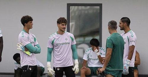 Diego Conde, en la lista de convocados para el Recre - Betis; Isco, Antony y Abde, ausencias