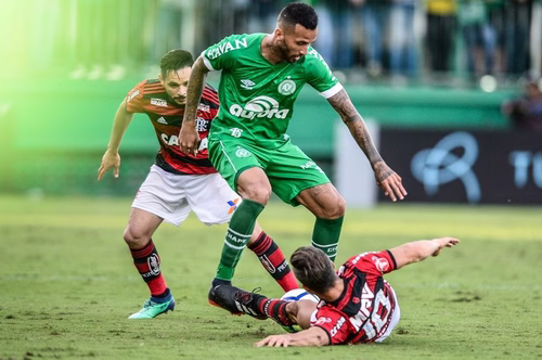 Última vitória da Chapecoense contra o Flamengo completa oito anos