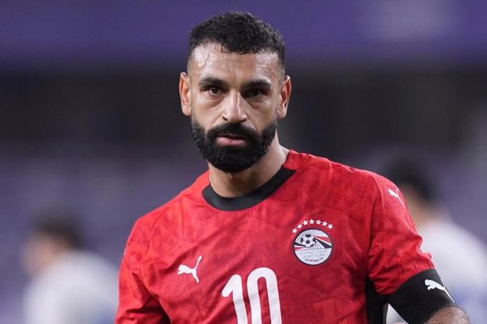 Zukunft weiter offen: Salah-Transfer gerät ins Stocken