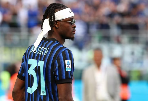 Inter, Bisseck non ha dubbi: "Siamo i più forti, anche quando non vinciamo! Scudetto? Rispondo così"