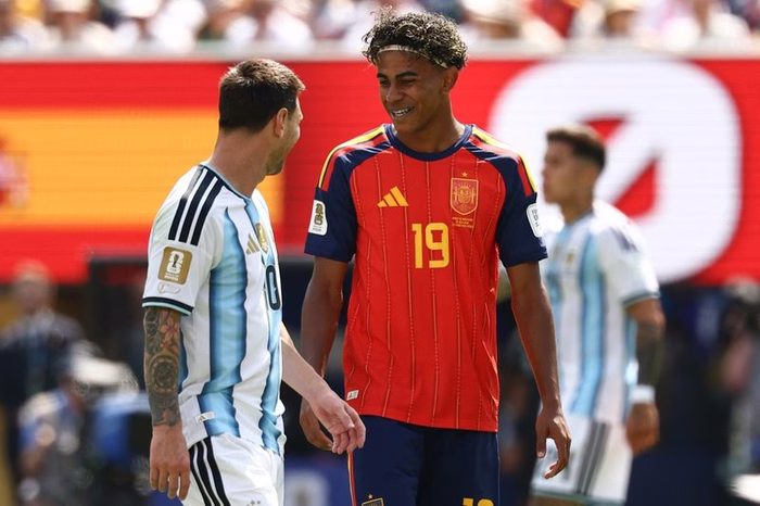 Lamine Yamal revela conselho de Messi após final da Copa do Mundo