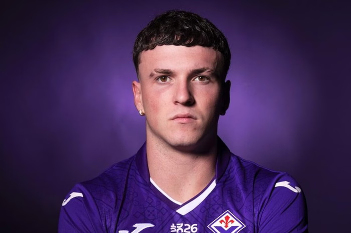 Fiorentina, Jimenez:"È stato tutto velocissimo, ho detto subito sì!"