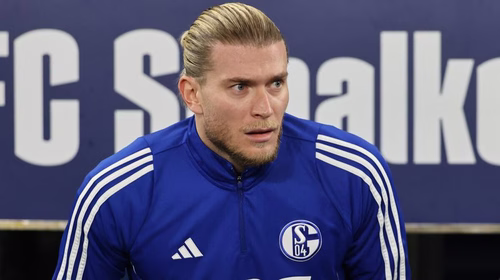 „Krachend abgestürzt“: Schalke-Keeper Karius spricht über seine schwerste Zeit