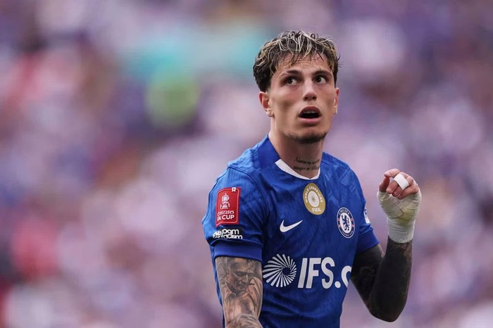 Transfer-Tag: Tzolis, Garnacho und Bamba fix