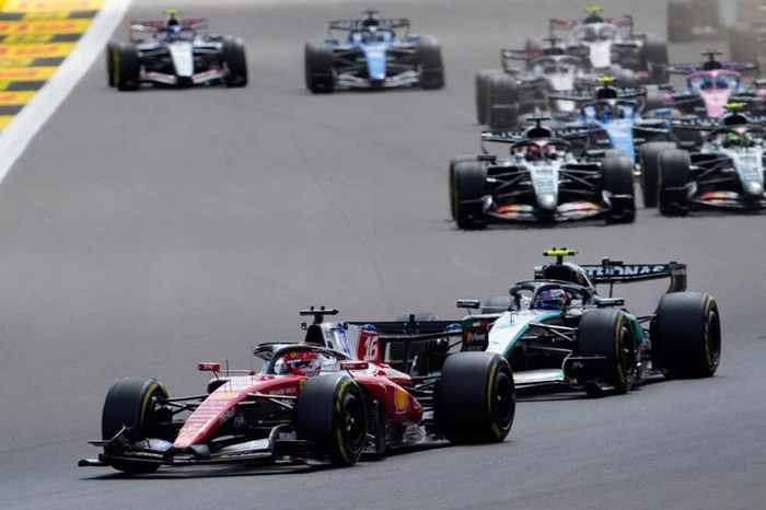 F1, GP Ungheria 2026. Chi, tra Mercedes e Ferrari, avrà il coltello dalla parte del manico all’Hungaroring?
