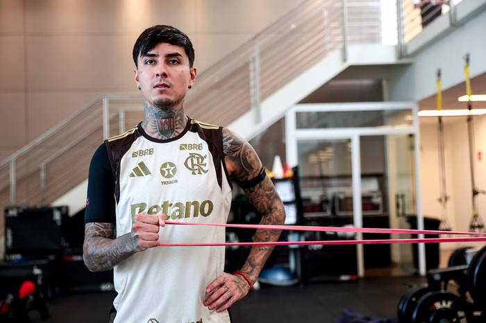 Filipe Luís pede e Monaco entra na briga por Erick Pulgar, do Flamengo