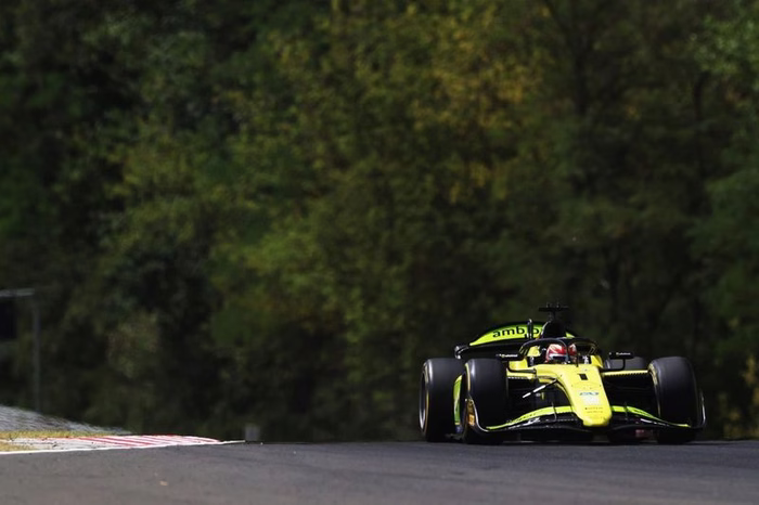 F2: Câmara comenta "boa classificação" na Hungria