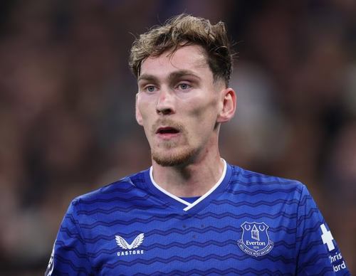Everton fans demand £100m for midfielder statistical superstar as Aston Villa get interested