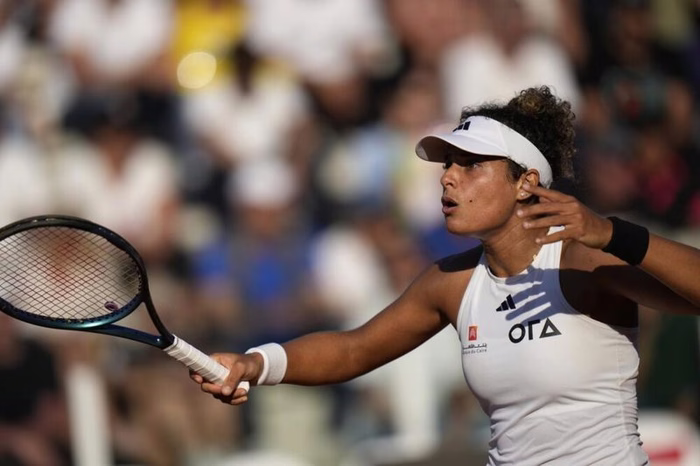 WTA Amburgo 2026, Sherif batte ancora Badosa. Niente derby armeno in semifinale