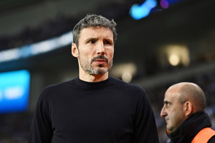 Belgio, adesso è ufficiale: van Bommel è il nuovo CT