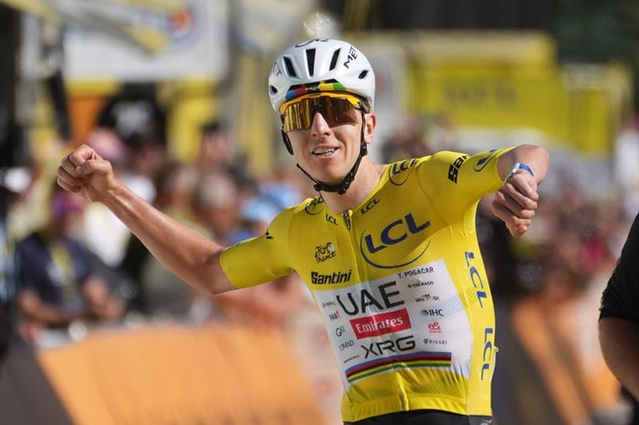 Pagelle Tour de France 2026: Tadej Pogacar sempre più nella storia. Per Piganzoli la stanchezza si fa sentire