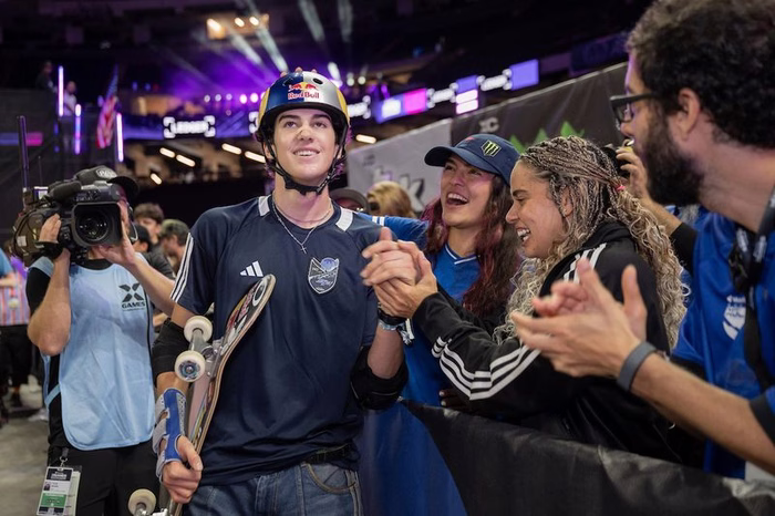 Gui Khury, com um 900º, leva o ouro nos X Games em Nova Orleans