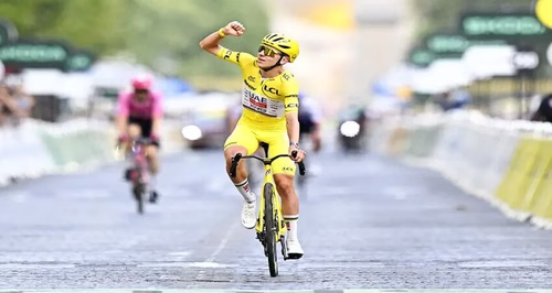 Tour de France 2026 : les mots forts de Tadej Pogacar après son entrée dans l'histoire