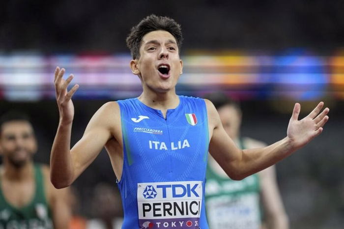 Francesco Pernici regala spettacolo: 800 metri tutti all’attacco, grande vittoria ai Campionati Italiani e poi chiede la mano