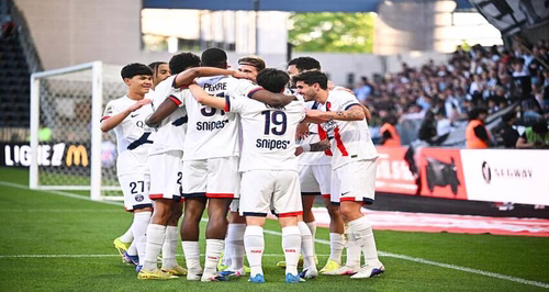 Ligue 1 : le PSG dévoile son groupe de reprise, Toulouse sécurise l'un de ses plus grands talents
