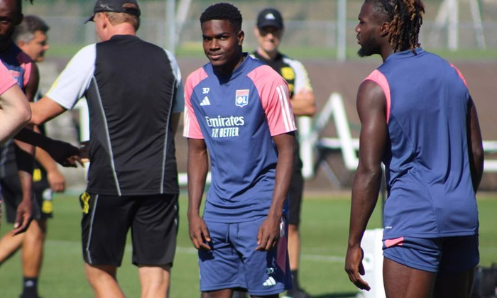 OL : Ernest Nuamah rassure sur son état physique