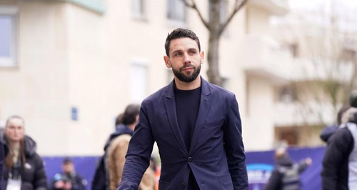 Ligue 3 : la reprise de volée magnifique de Julien Lopez (Cannes) contre l’AS Rome