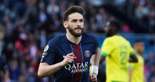Reprise du PSG : sans les mondialistes mais avec Kvaratskhelia, qui reprend l'entraînement à Paris ce lundi ?