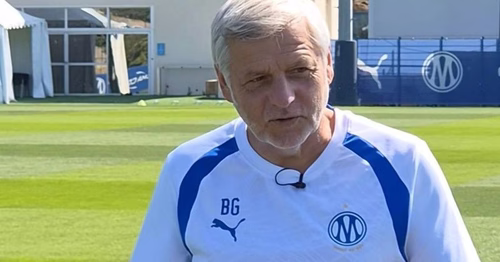 "Patience et sérénité ne veut pas dire immobilisme", assure Bruno Genesio aux supporters de l'Olympique de Marseille