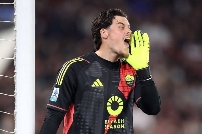🧐 Svilar: “Mancini e Ndicka una sicurezza, Pellegrini vuole ritornare. Sulla Juventus…”