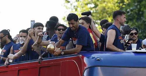 Celebración de España en Cibeles por el Mundial, en directo: última hora de la selección y las actuaciones en Madrid hoy