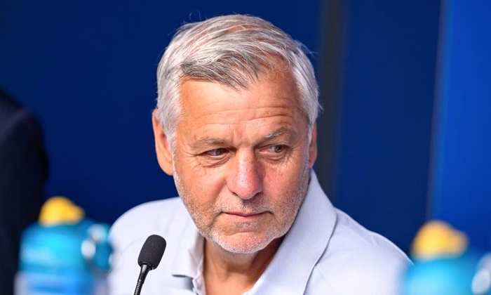 Genesio : "Je serais très heureux de pouvoir compter sur Igor et Amine"