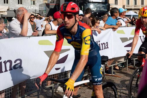 Mollema: “Vorrei vedere squadre da sei corridori al Tour. Chi lascerebbe a casa la UAE?”