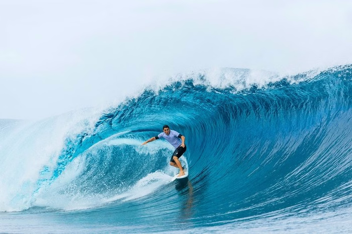 Surf, Leonardo Fioravanti guarda tutti dall’alto: l’azzurro in vetta al ranking mondiale