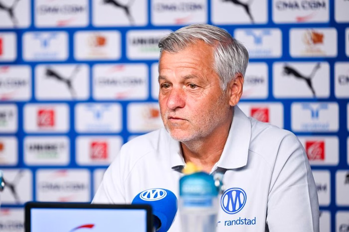 Bruno Genesio donne son avis sur l'arrivée de Zidane chez les Bleus