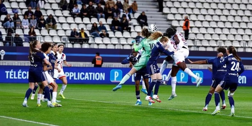 Féminines : deux nouvelles signatures officialisées