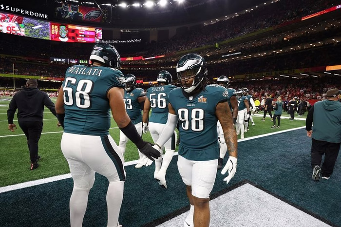 Jogadores de Eagles e Browns se tornam os mais bem pagos de suas posições na NFL; veja valores