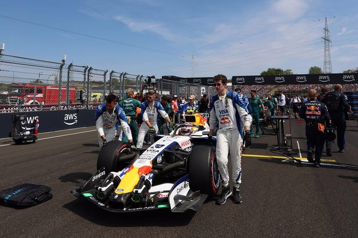 Red Bull rifiuta l’offerta da 3 miliardi per Racing Bulls: la scuderia satellite resta un asset strategico
