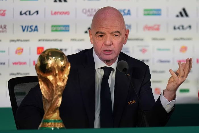 La UEFA anunció un boicot a los torneos de FIFA por el plan de Infantino de privatizar el Mundial