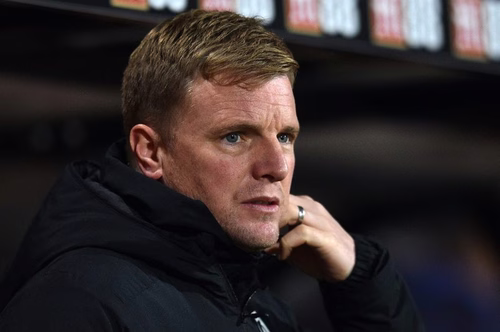 Técnico deixa o Newcastle a três semanas da estreia no Campeonato Inglês