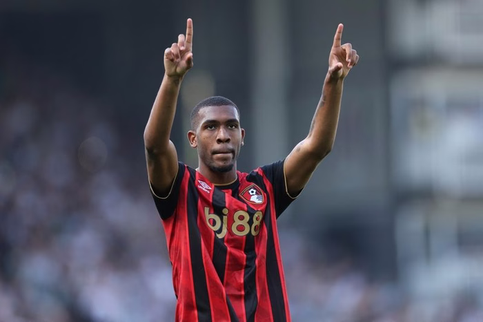 Ex-Vasco, Rayan desperta interesse de gigantes europeus e pode deixar o Bournemouth